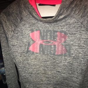 Gray and pink Under Armour small hoodie
